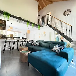 Storija Villa